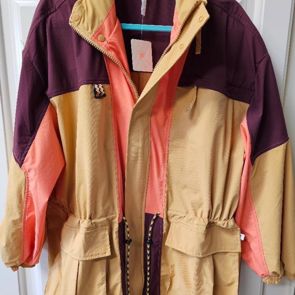 WOMENS NWT FABLETICS COAT/JACKET